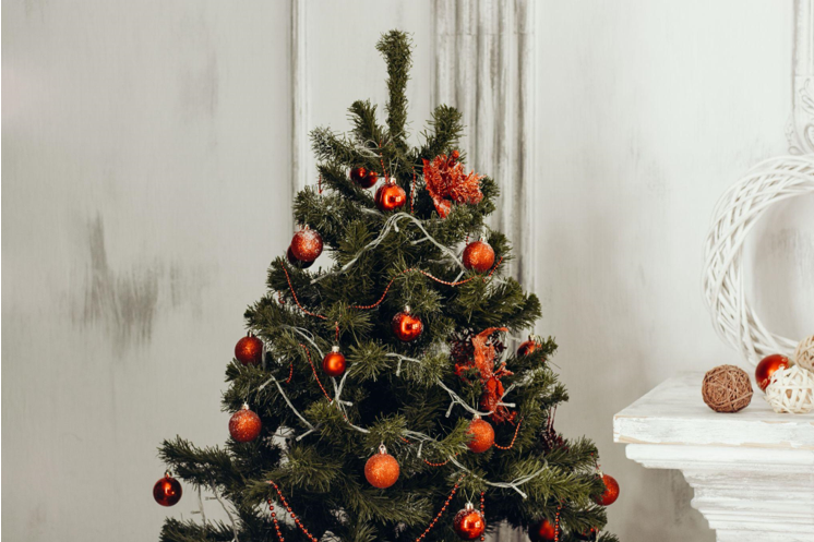 The Benefits of Artificial Christmas Trees